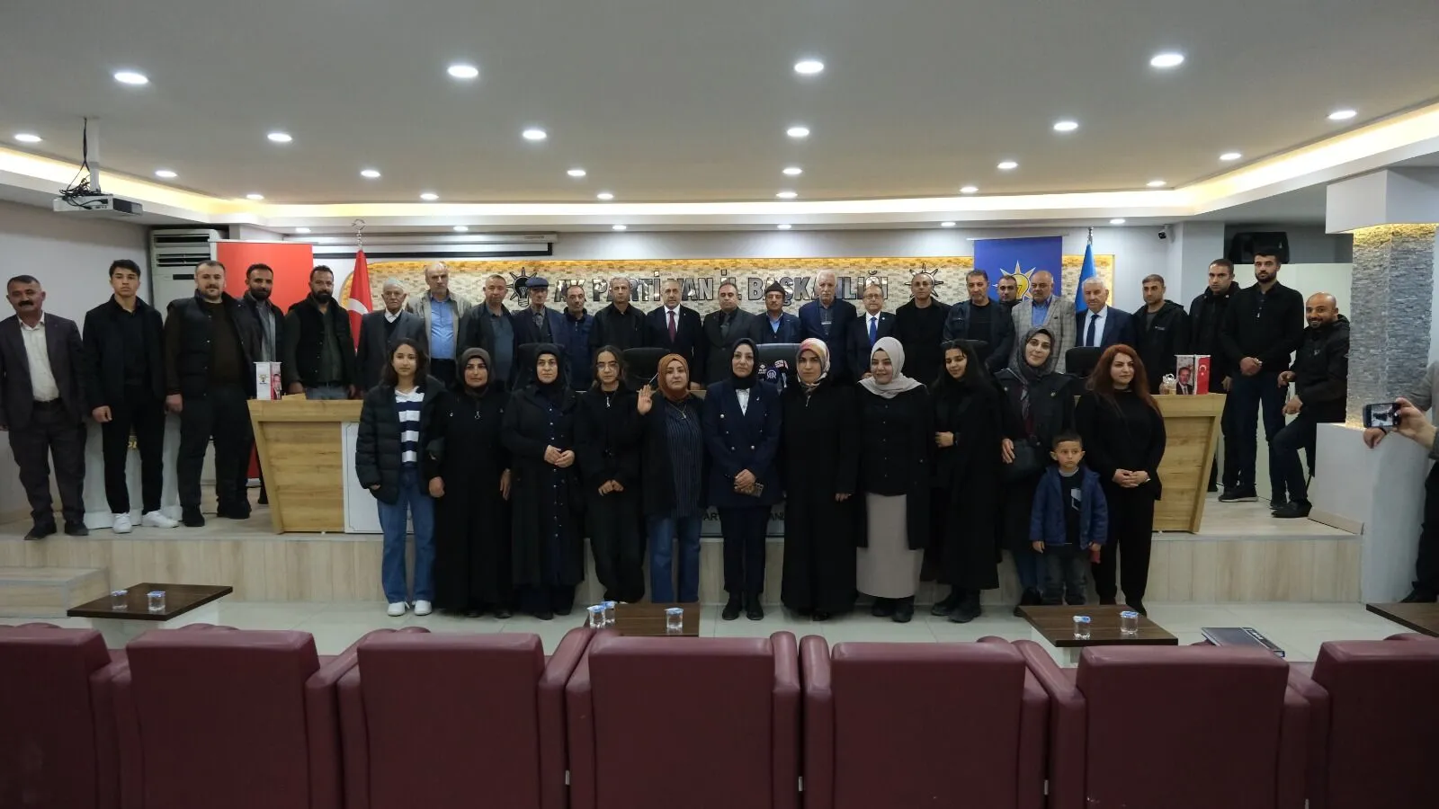"Van’da 400 Kişi AK Parti’ye Geçti! Görseli