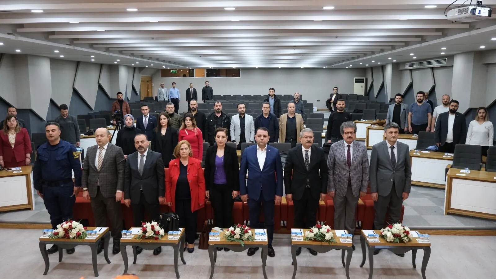 Akdamar Adası’nda 3. Badem Çiçeği Festivali’ne Görkemli Başlangıç Görseli