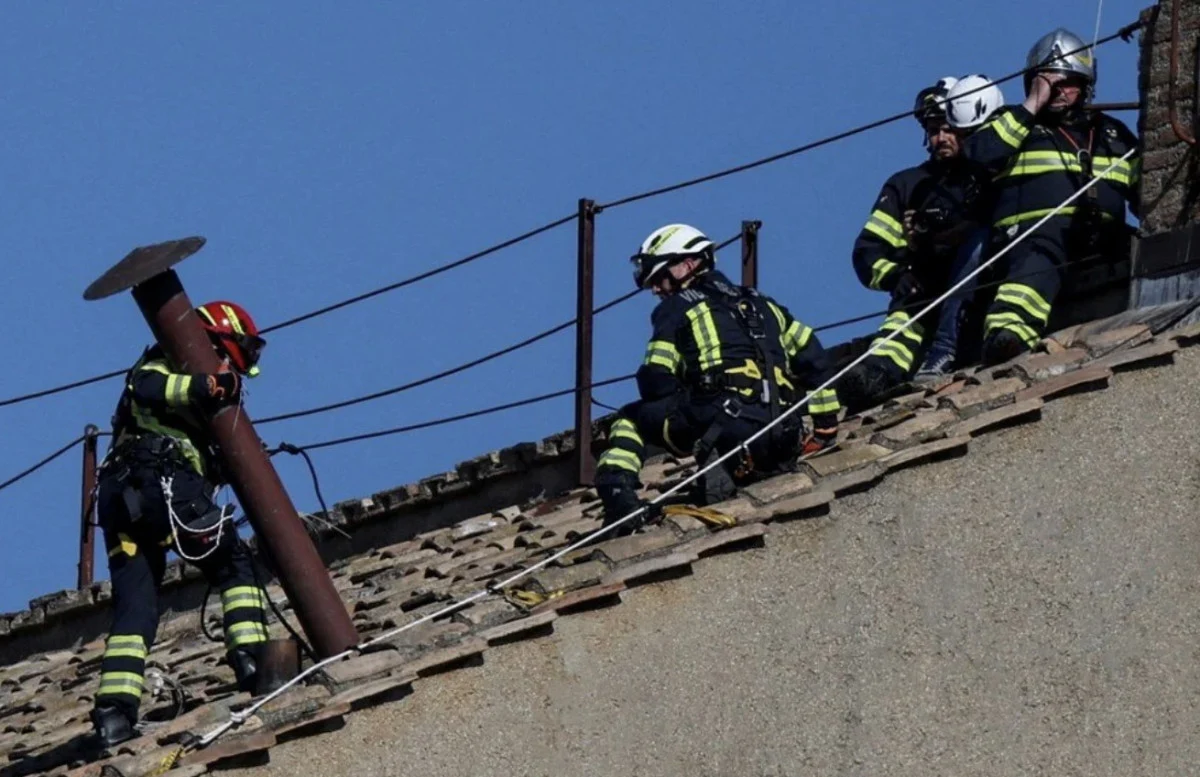 Vatikan'da Papa Seçimi İçin Geri Sayım Başladı: Dumanın Rengi Belirleyici Olacak Görseli