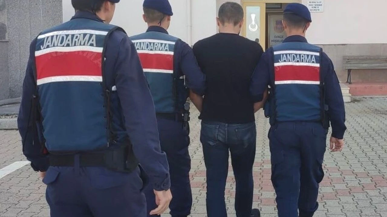 Van’da Suçlulara Geçit Yok: 18 Kişi Tutuklandı! Görseli