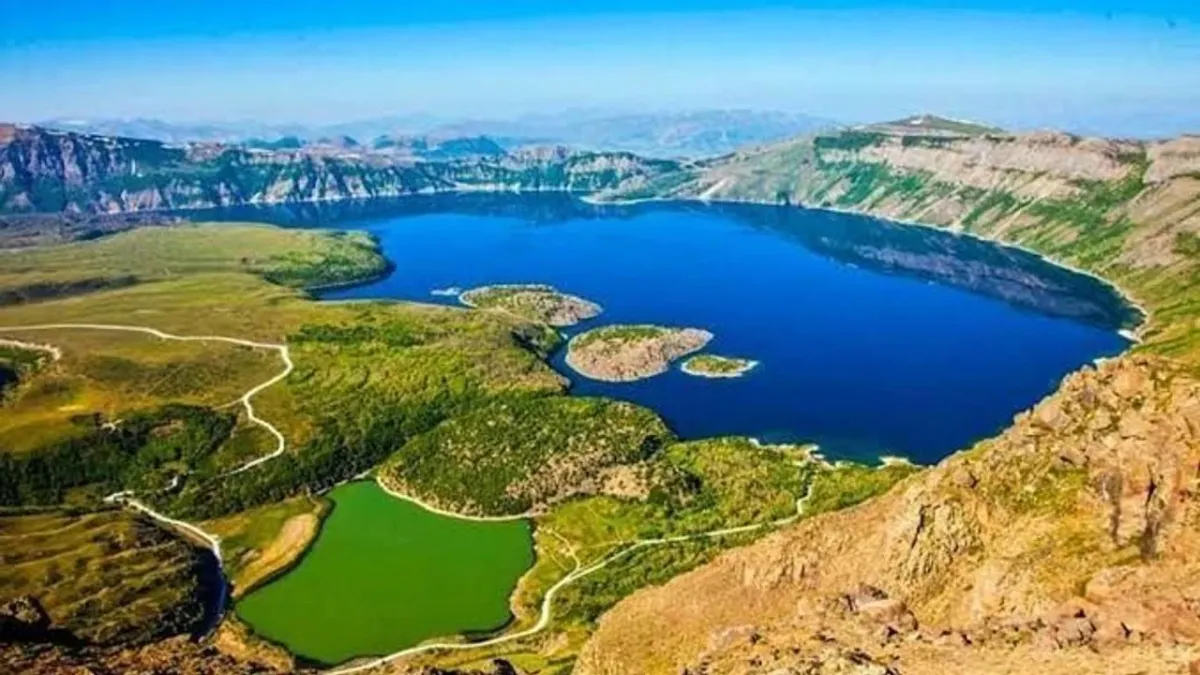 Van Gölü'nde Sürdürülebilir Eko-Turizm Hamlesi: Bölgeye Yeni Bir Soluk Geliyor Görseli